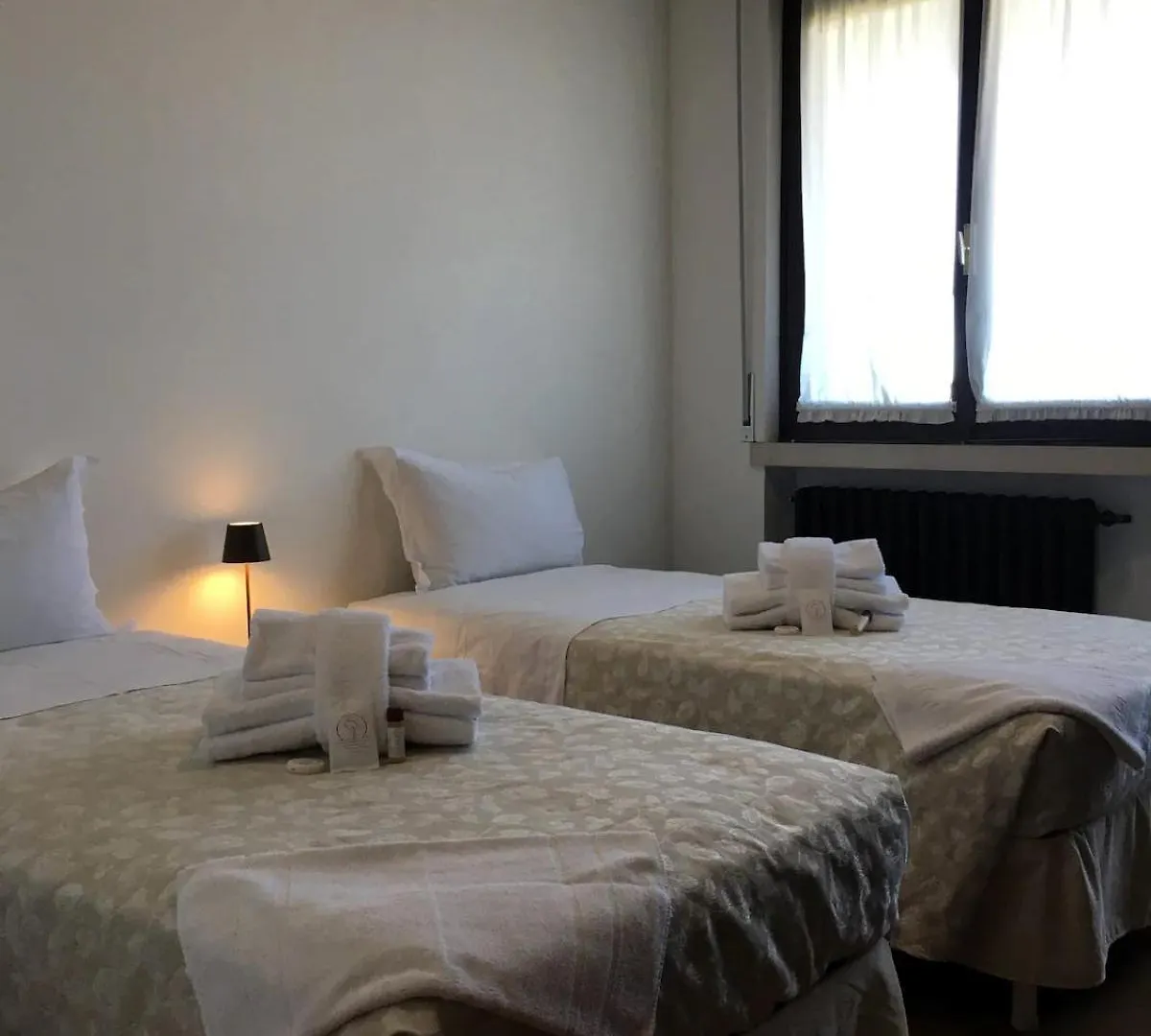 Villa Settanta Lago Di Garda - Heated Pool On Request 바르돌리노
